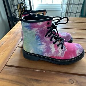 Doc Martens, girl’s, size 2